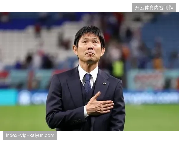 日本队世界杯小组赛面临严峻挑战，核心边锋三笘薰的缺阵将考验森保一的战术调整能力